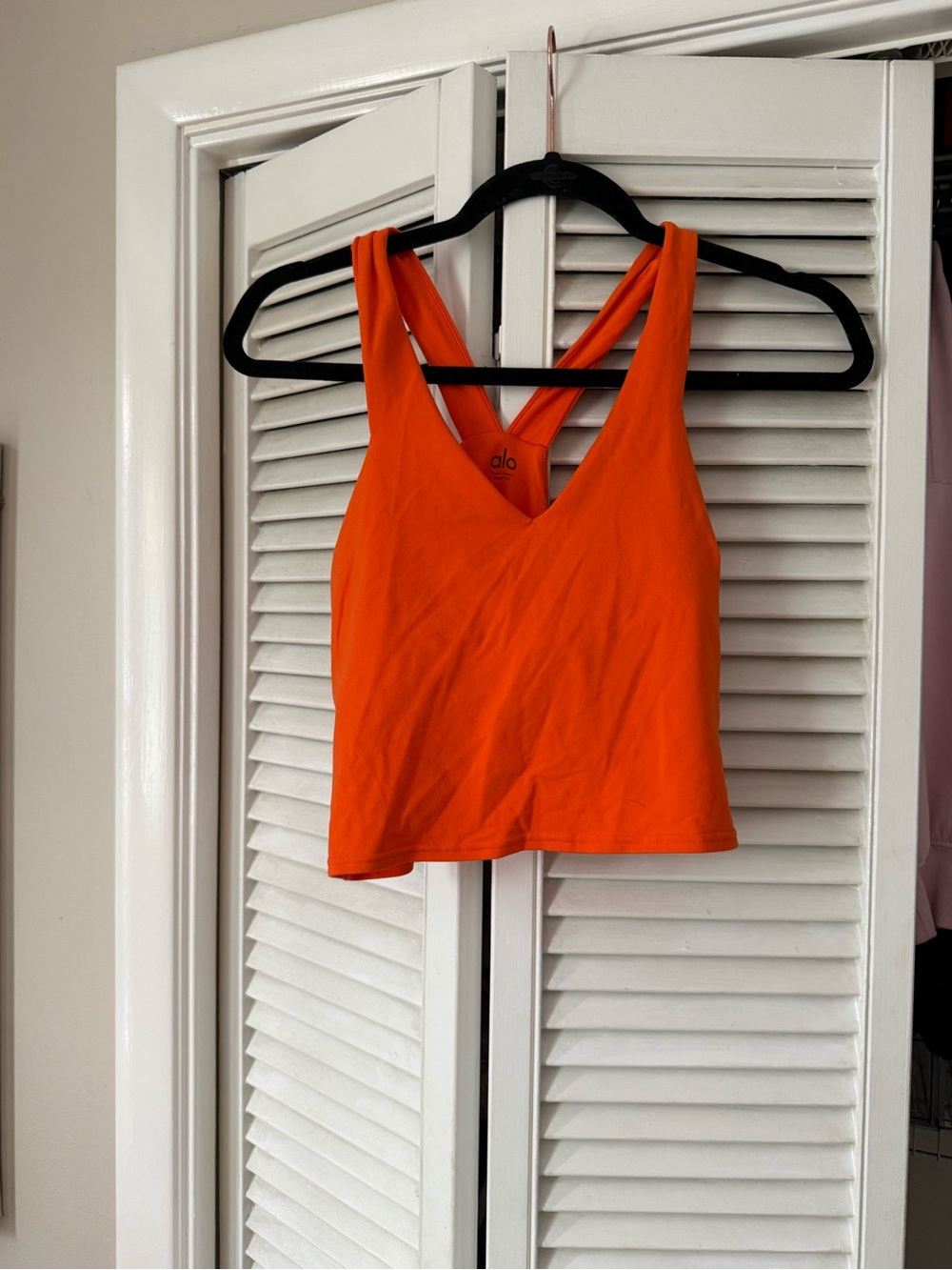 ALO Yoga Orange Cross-Back Cropped V-Neck Tank